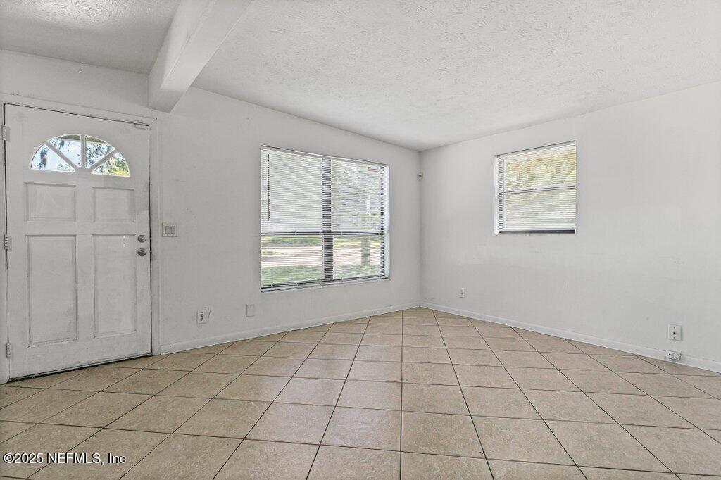 1004 Maynard Street Jacksonville, FL 32208 - Photo 11 of 34 016-1004MaynardStreet-Jacksonville-FL-32