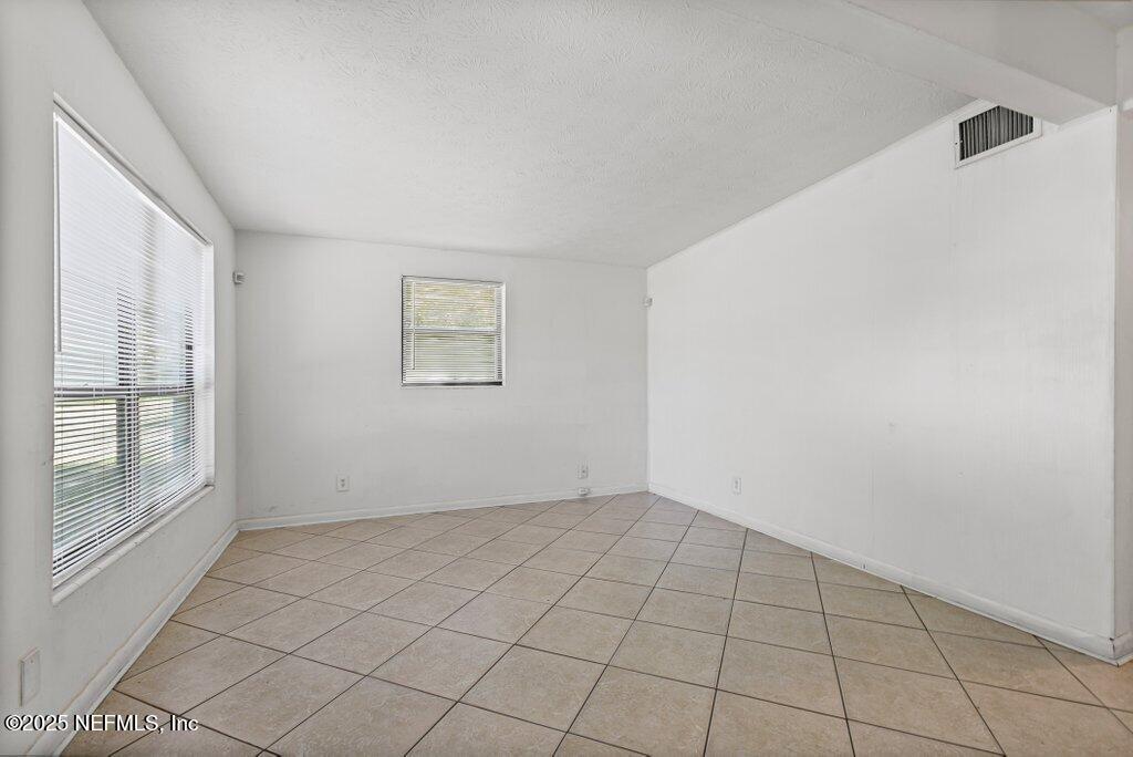 1004 Maynard Street Jacksonville, FL 32208 - Photo 3 of 34 008-1004MaynardStreet-Jacksonville-FL-32