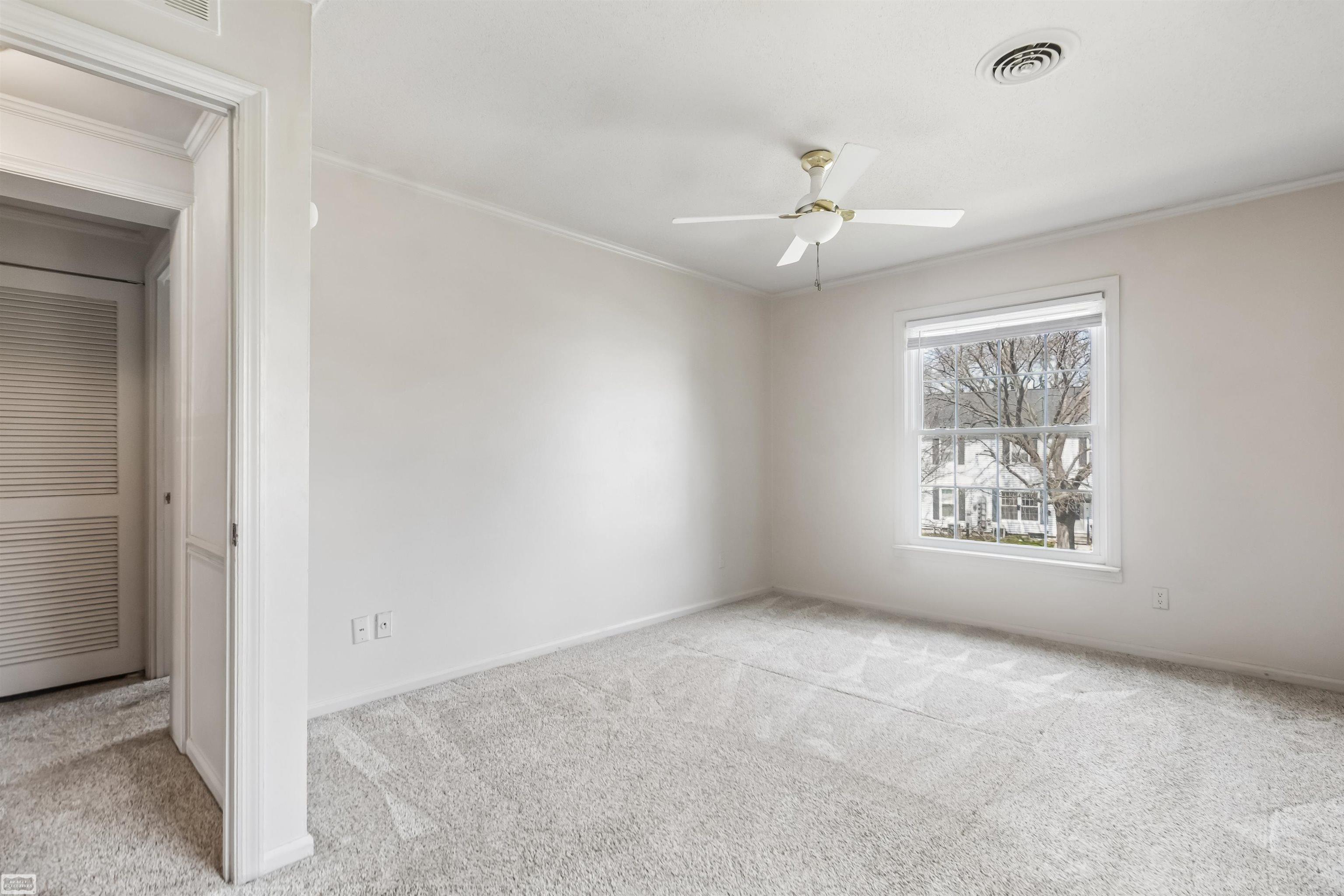 38723 Lighthouse Point Clinton Township, MI 48038 - Photo 20 of 35