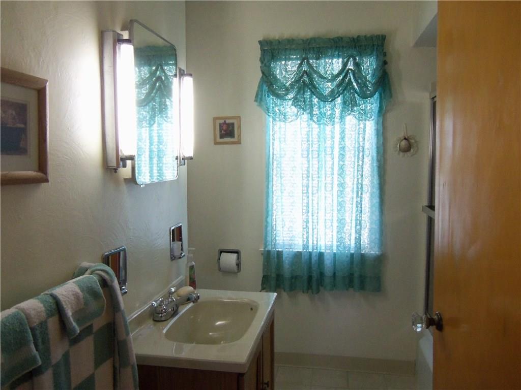 109 Graham Road Butler, PA 16001 - Photo 11 of 20 Gallery Image 11