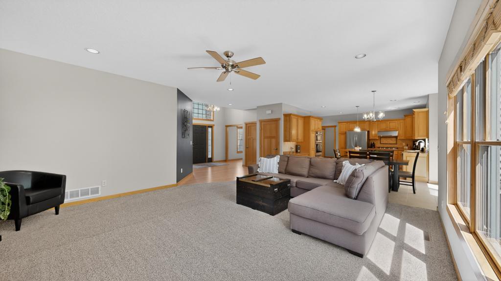 1526 Monterey Lane Southwest Rochester, MN 55902 - Photo 18 of 62