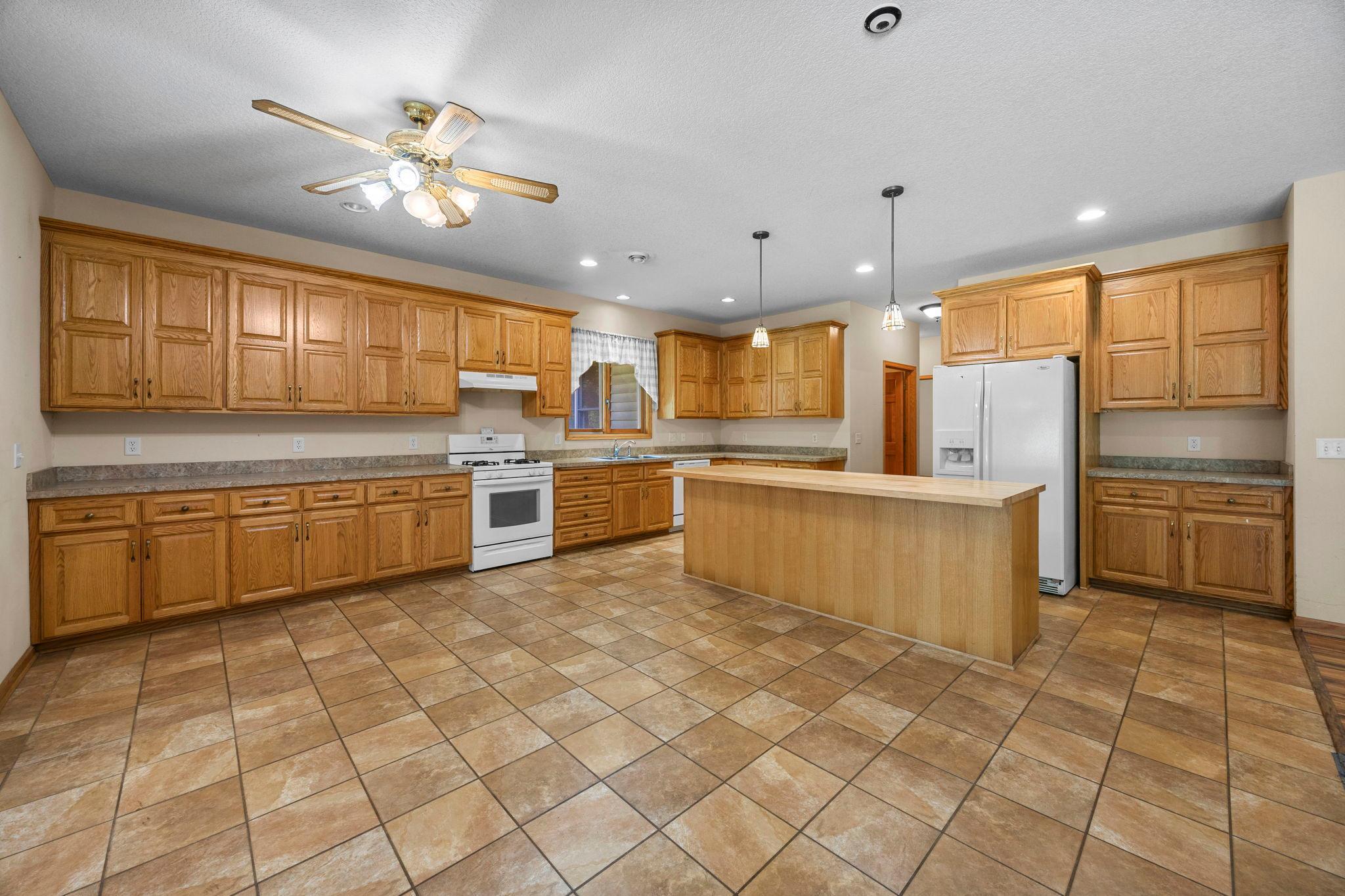 33480 Hemingway Avenue Stacy, MN 55079 - Photo 9 of 54