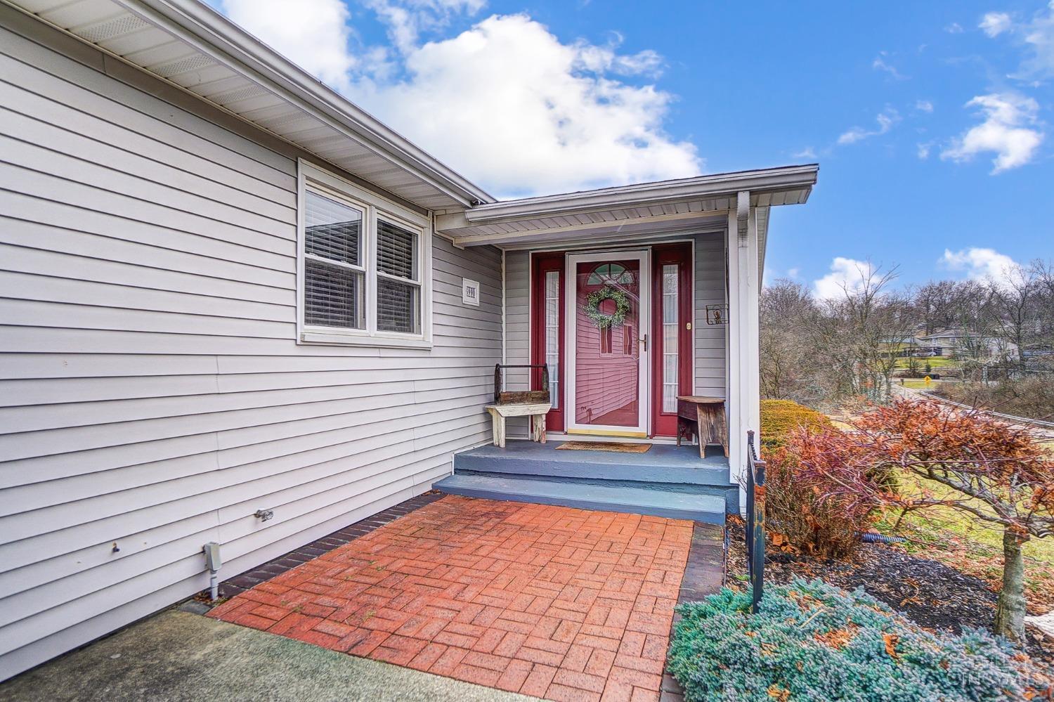 5990 Manchester Road Franklin, OH 45005 - Photo 2 of 59 Gallery Image 2