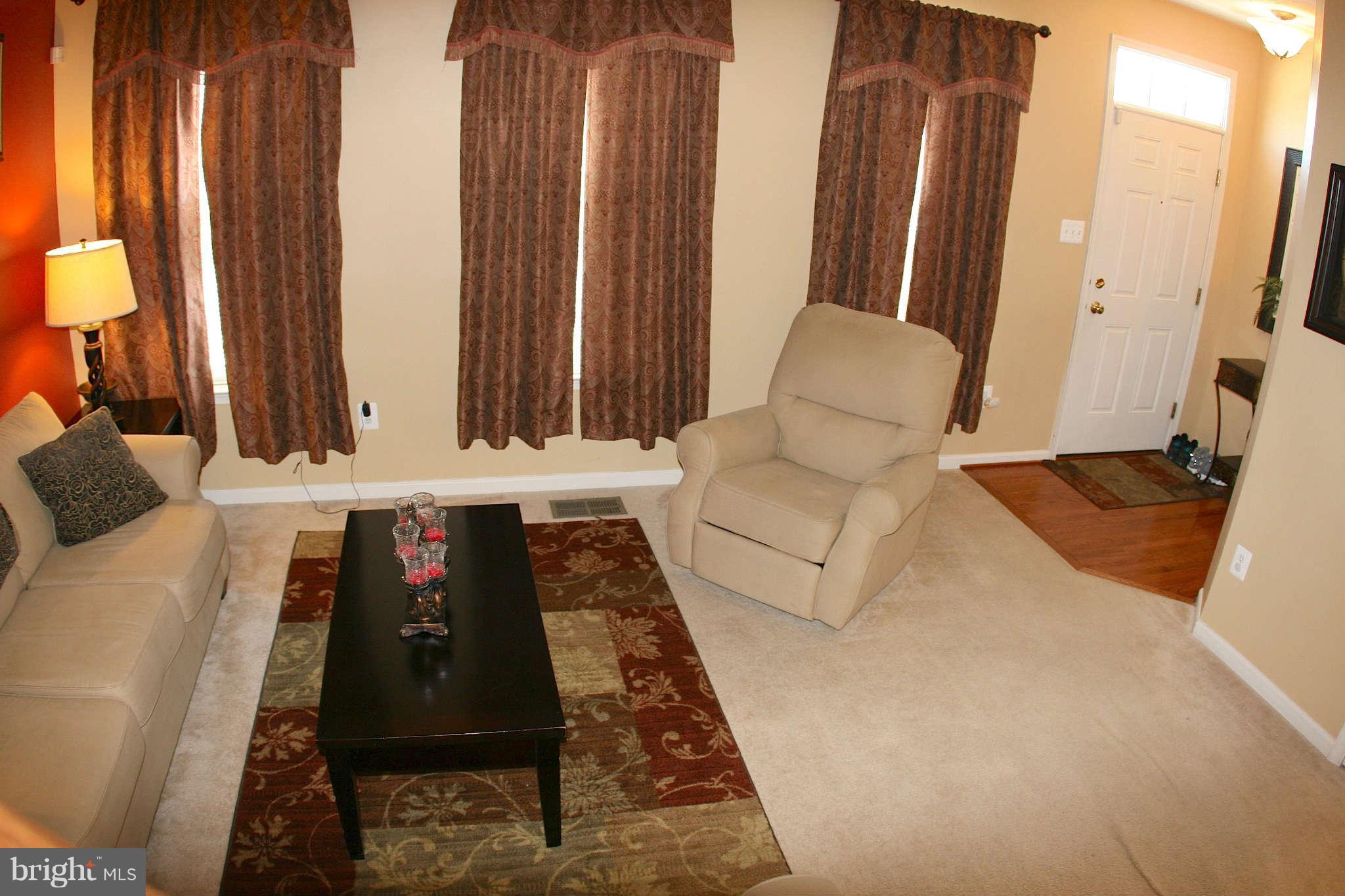 608 Tinker Road Middle River, MD 21220 - Photo 3 of 19 Living Room