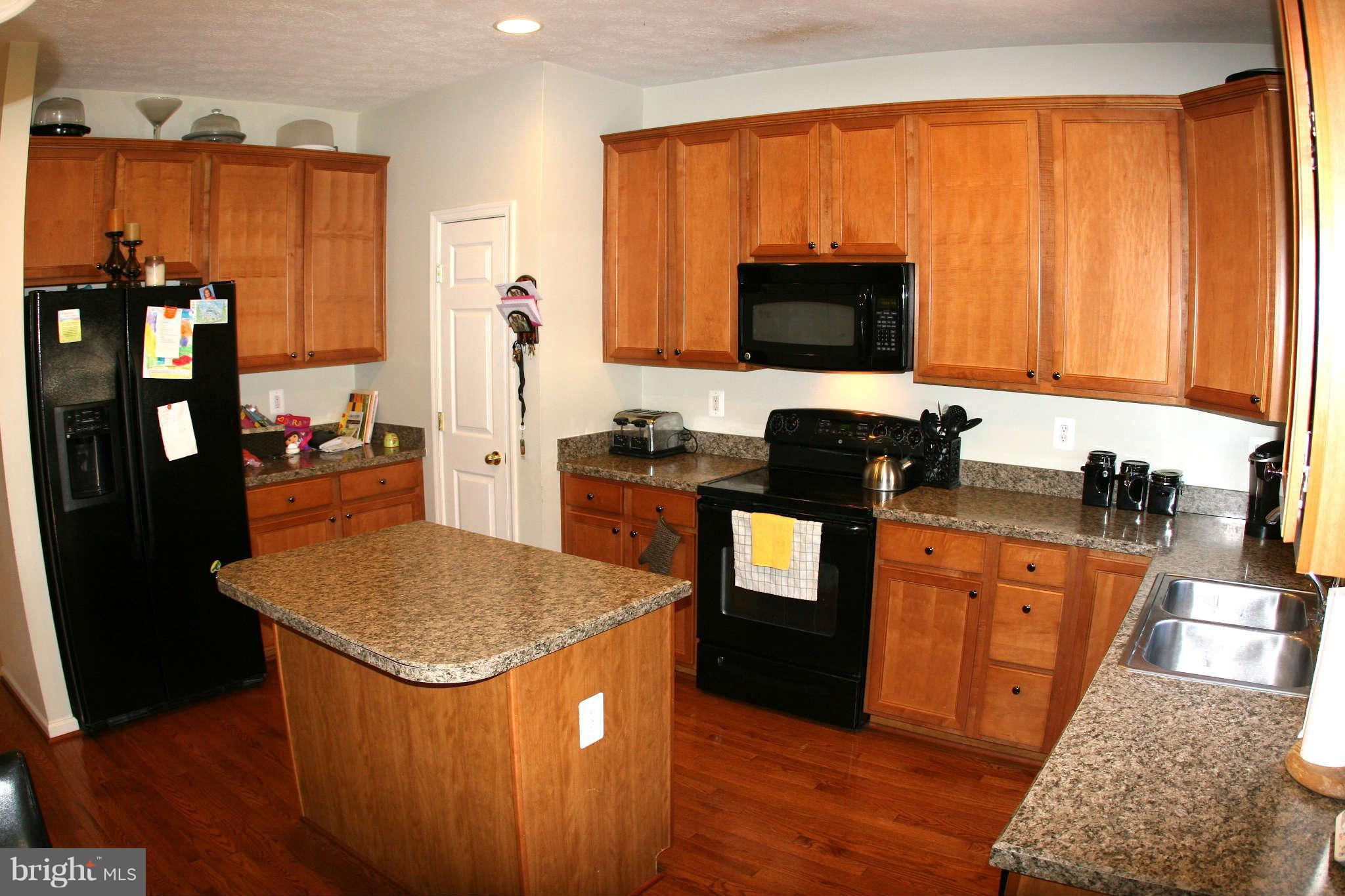 608 Tinker Road Middle River, MD 21220 - Photo 8 of 19 Kitchen