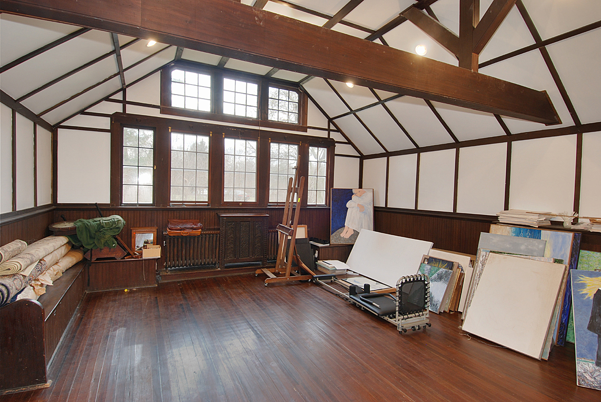 143 Gerdes Road New Canaan, CT 06840 - Photo 18 of 34 Studio with vaulted ceiling