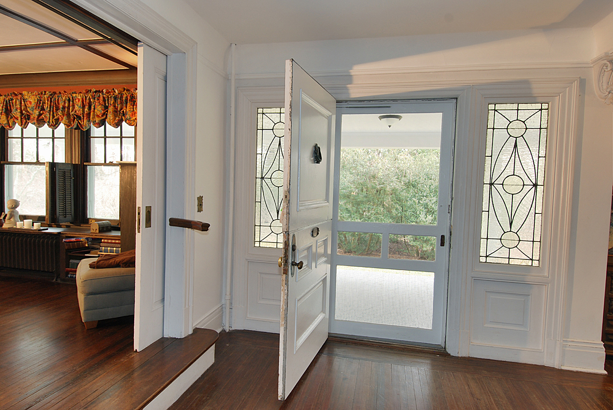 143 Gerdes Road New Canaan, CT 06840 - Photo 3 of 34 Dutch door w/stained glass side lights