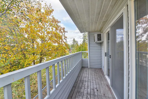 $245,000 | 912 West Lincoln Place, Unit 102, Spokane, WA 99204