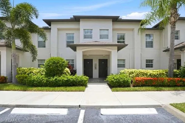 $310,000 | 9076 Gervais Circle, Unit 405, Naples, FL 34120