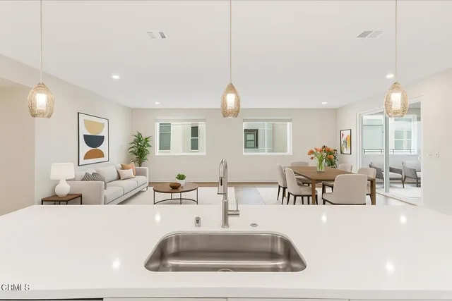 $3,950 | 2830 Wagon Wheel Road, Unit 304, Oxnard, CA 93036