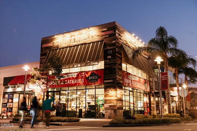 $3,950 | 2830 Wagon Wheel Road, Unit 304, Oxnard, CA 93036