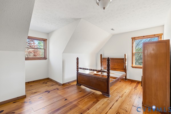 2371 Cedar Bend Road Appomattox, VA 24522 - Photo 27 of 50 a view of a livingroom with wooden floor and furniture