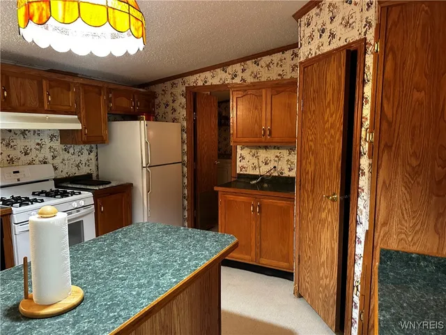 $145,444 | 6659 Cross Road, Great Valley, NY 14741