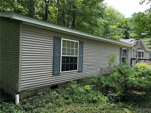 $145,444 | 6659 Cross Road, Great Valley, NY 14741