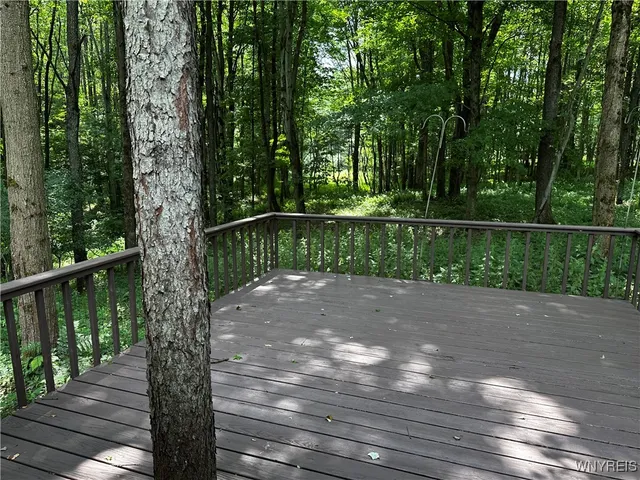 $145,444 | 6659 Cross Road, Great Valley, NY 14741