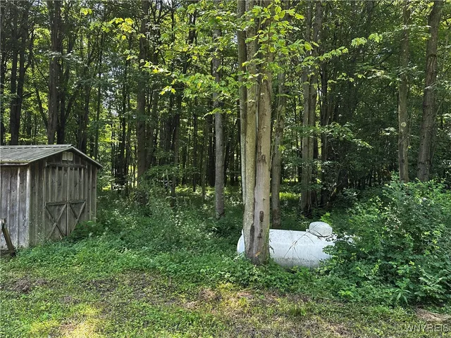 $145,444 | 6659 Cross Road, Great Valley, NY 14741