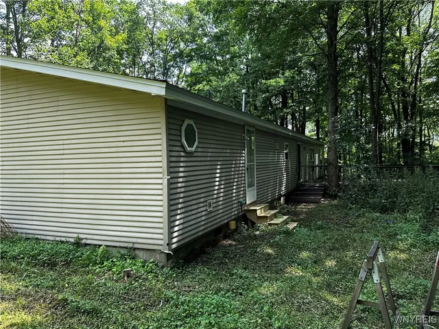 $145,444 | 6659 Cross Road, Great Valley, NY 14741