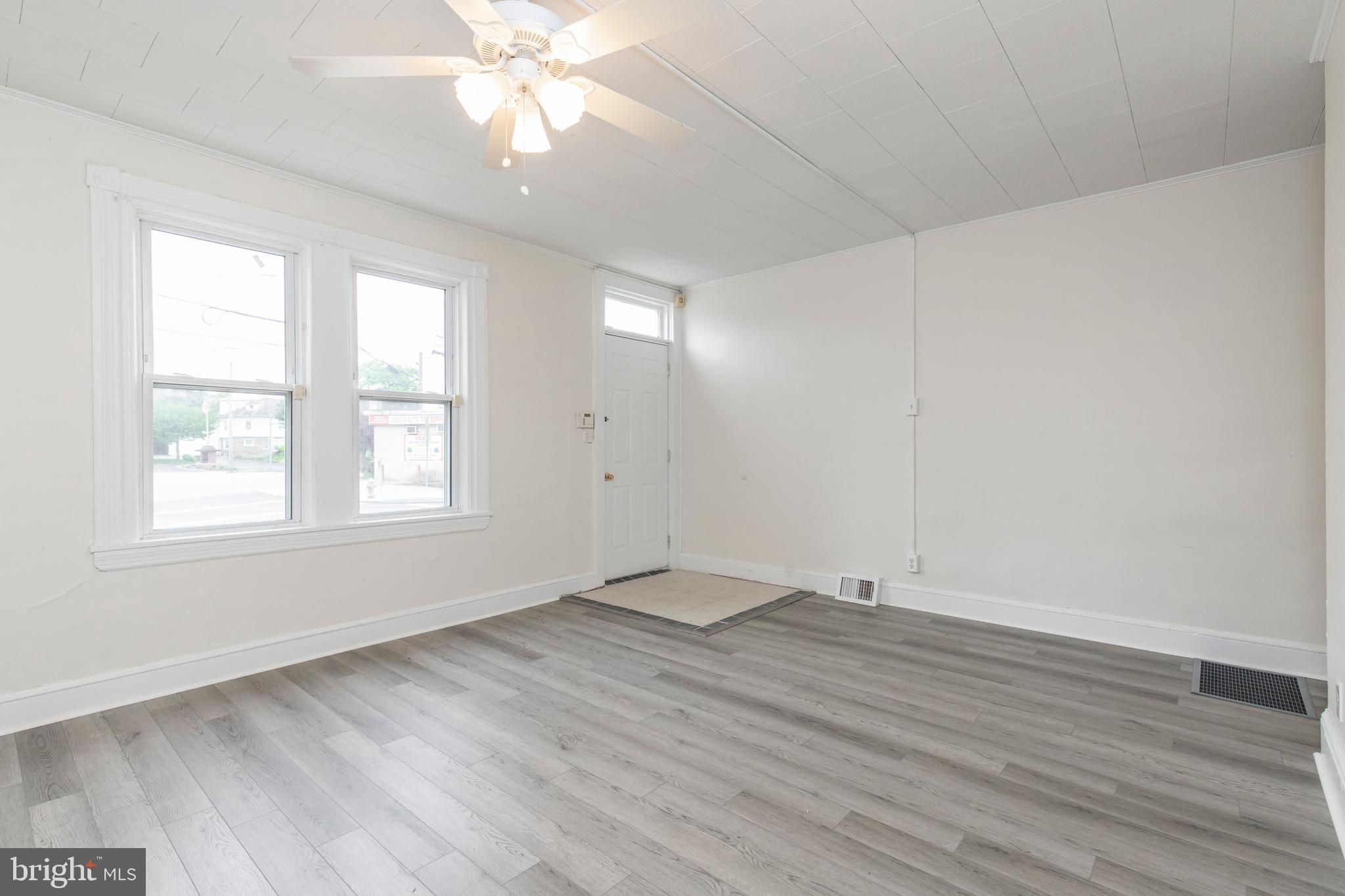 34 Darby Road Havertown, PA 19083 - Photo 3 of 18 Gallery Image 3