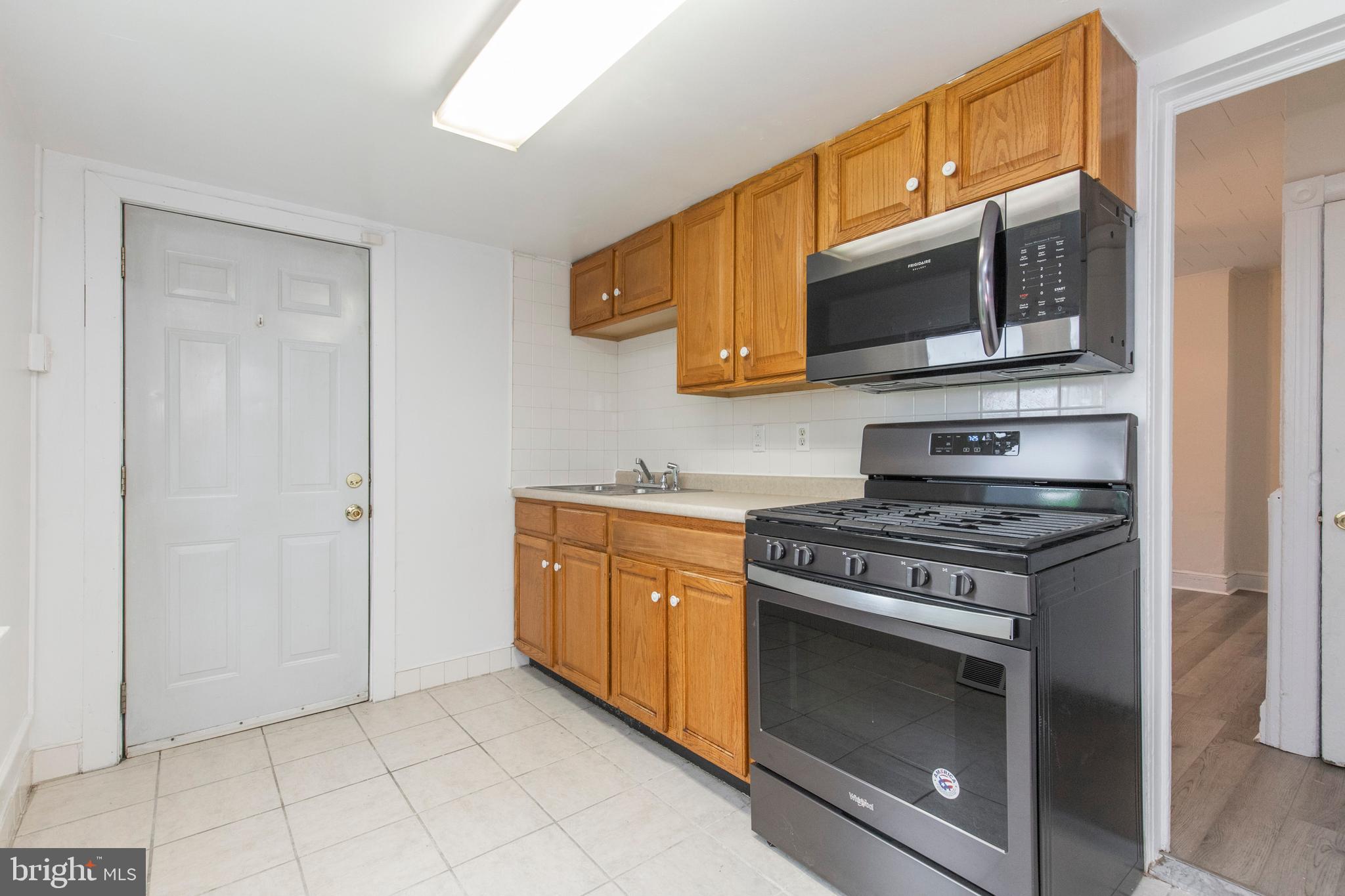 34 Darby Road Havertown, PA 19083 - Photo 9 of 18 Gallery Image 9