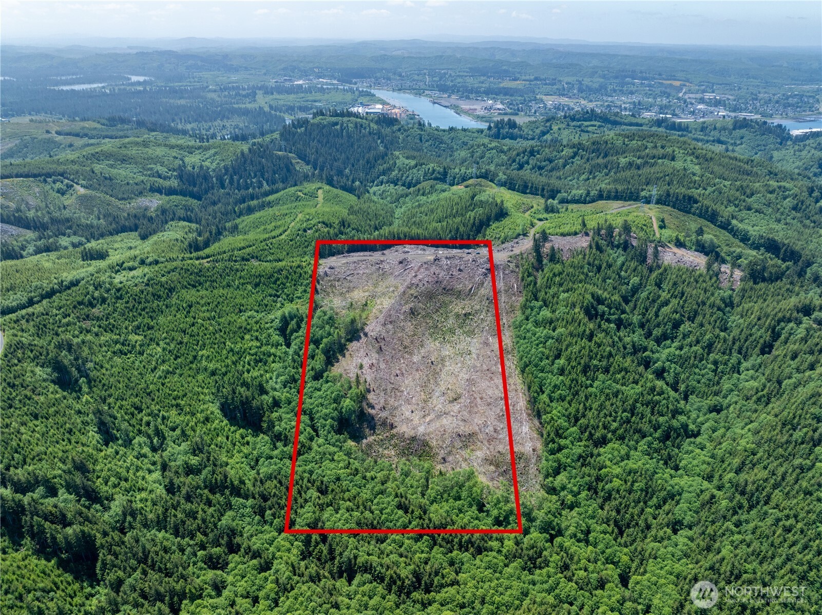 90 East Wishkah Road Aberdeen, WA 98520 - Photo 3 of 23