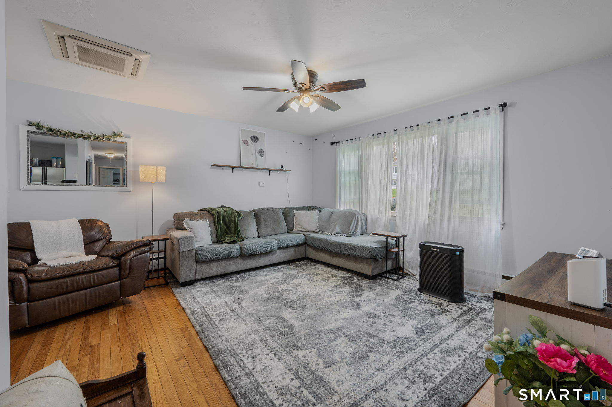 20 Willow Lane Ledyard, CT 06339 - Photo 9 of 21 a living room with furniture and a couch