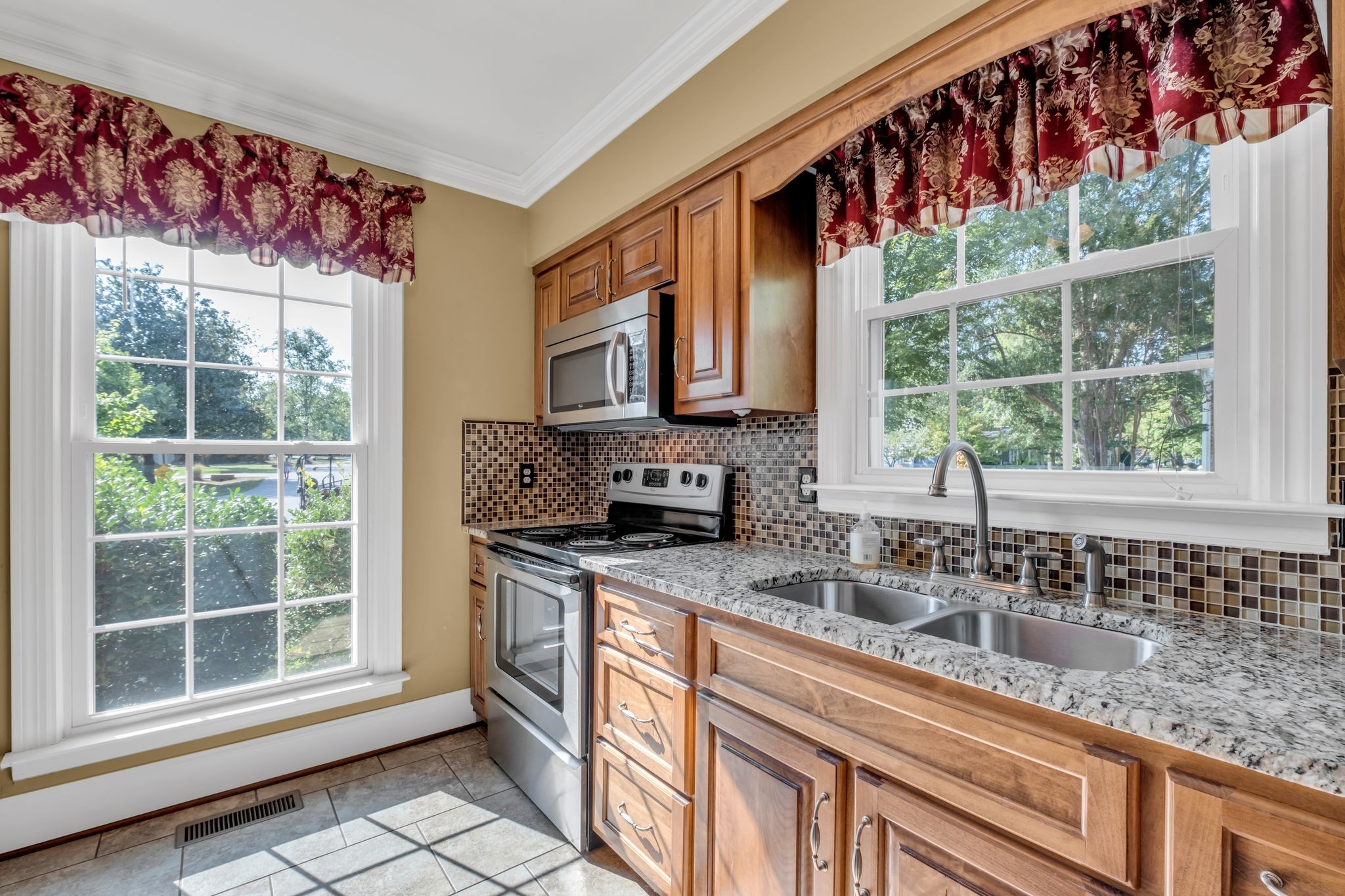 168 Cottonwood Drive Franklin, TN 37069 - Photo 11 of 39