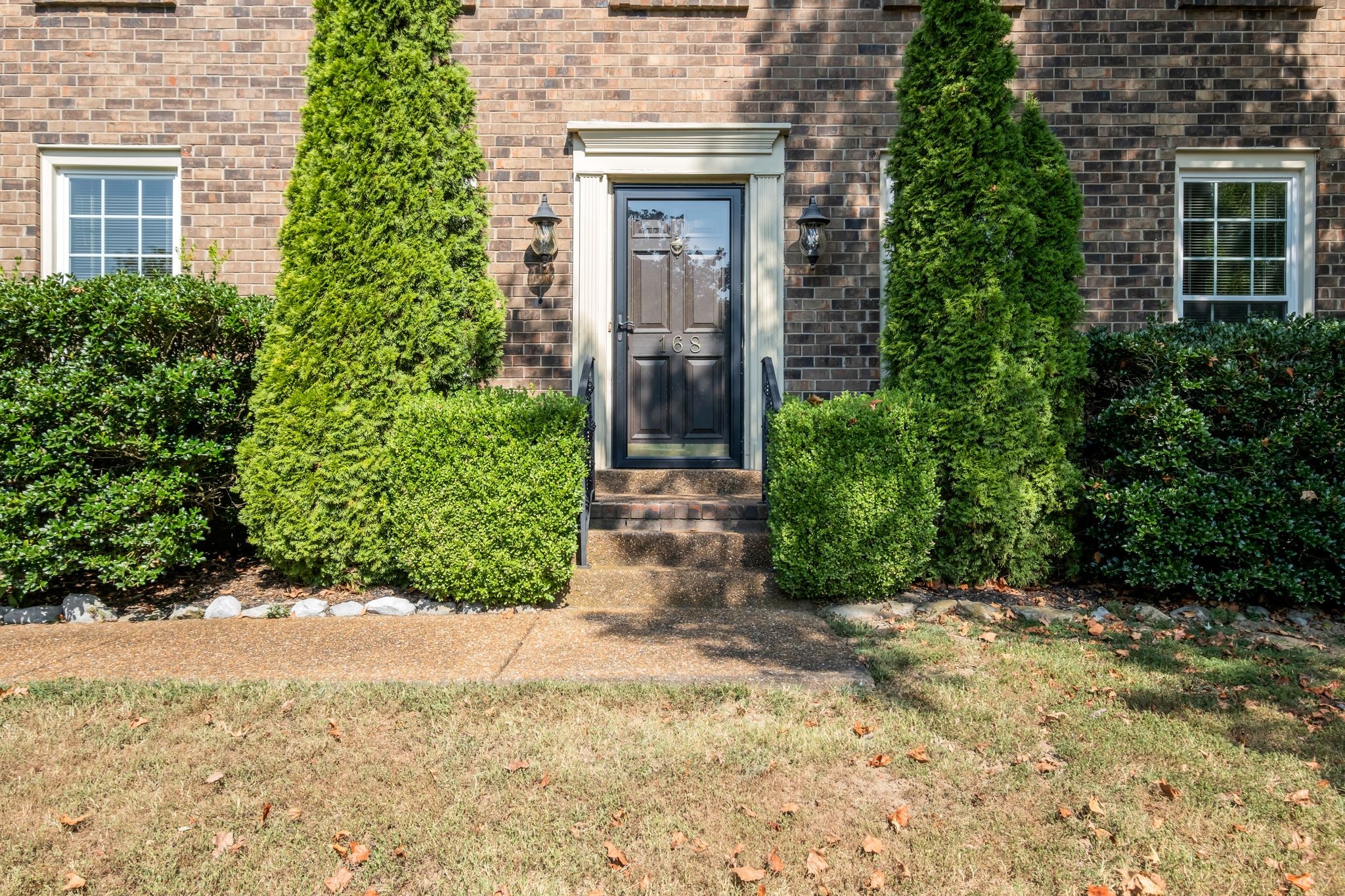 168 Cottonwood Drive Franklin, TN 37069 - Photo 3 of 39