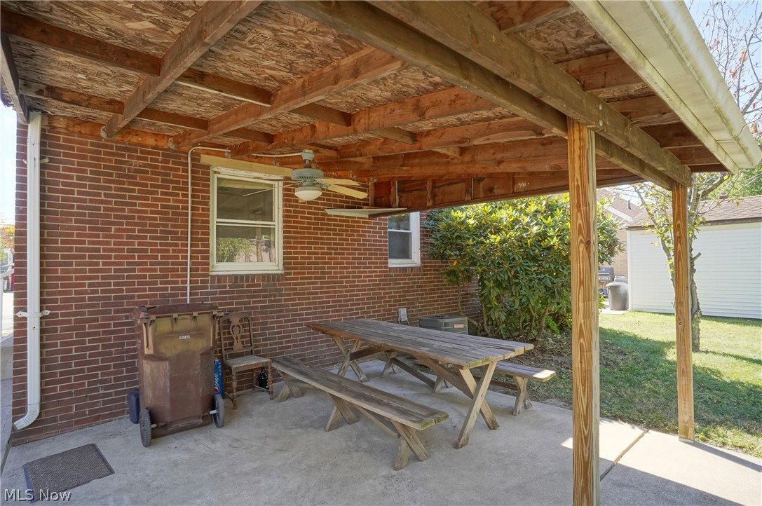 3009 14th Street Northwest Canton, OH 44708 - Photo 3 of 31 Gallery Image 3
