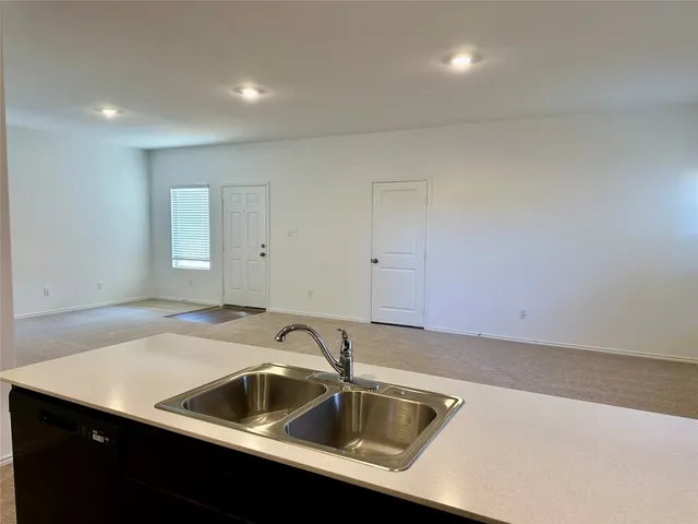 $1,750 | 345 The Bad Way, Jarrell, TX 76537