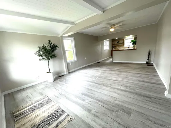 $99,900 | 318 West 10th Street, Bicknell, IN 47512