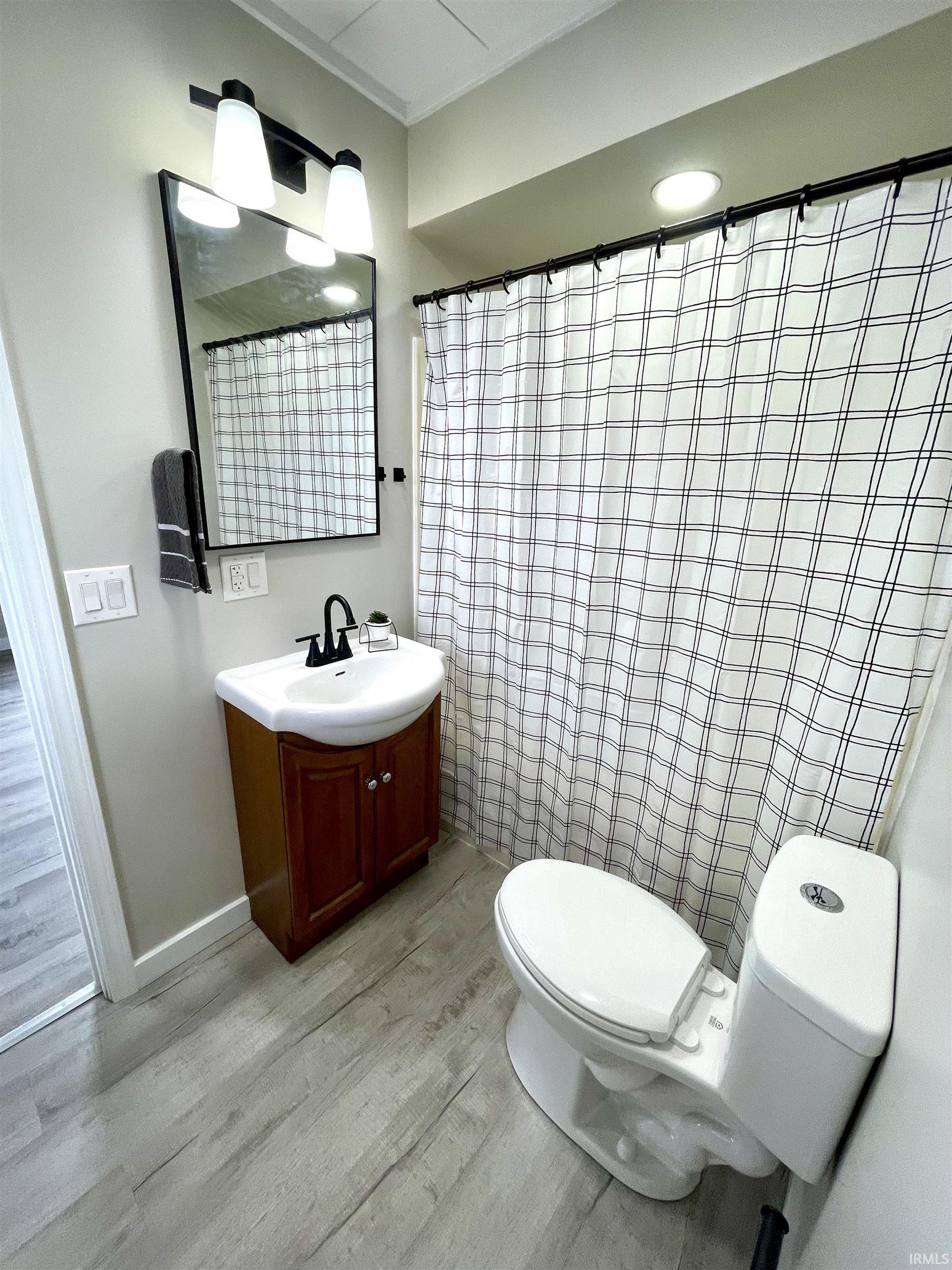 318 West 10th Street Bicknell, IN 47512 - Photo 10 of 12