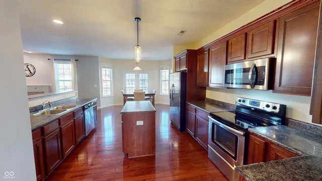 $489,000 | 6110 Golden Eagle Drive, Zionsville, IN 46077