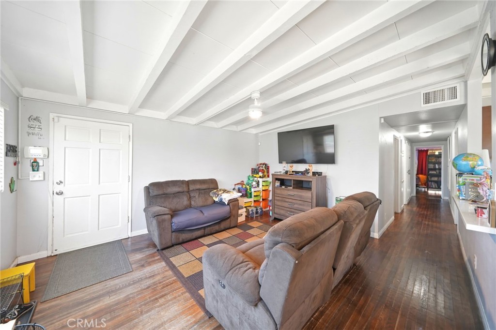 3510 McKenzie Street Riverside, CA 92503 - Photo 9 of 43