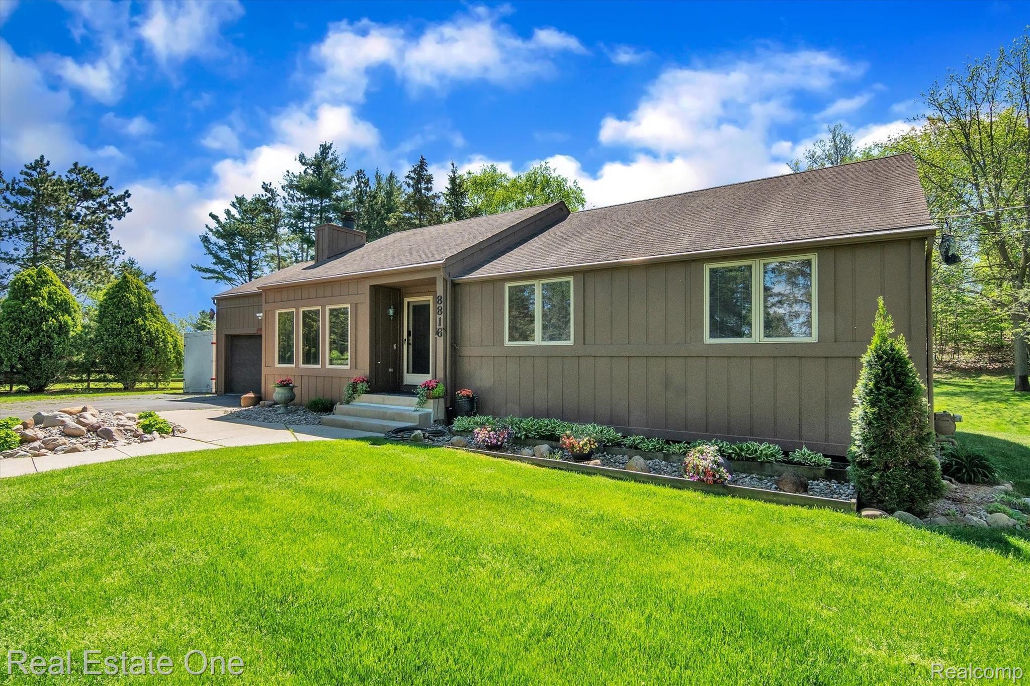 Welcome to 8816 Hilton Road, Brighton, Mi. 