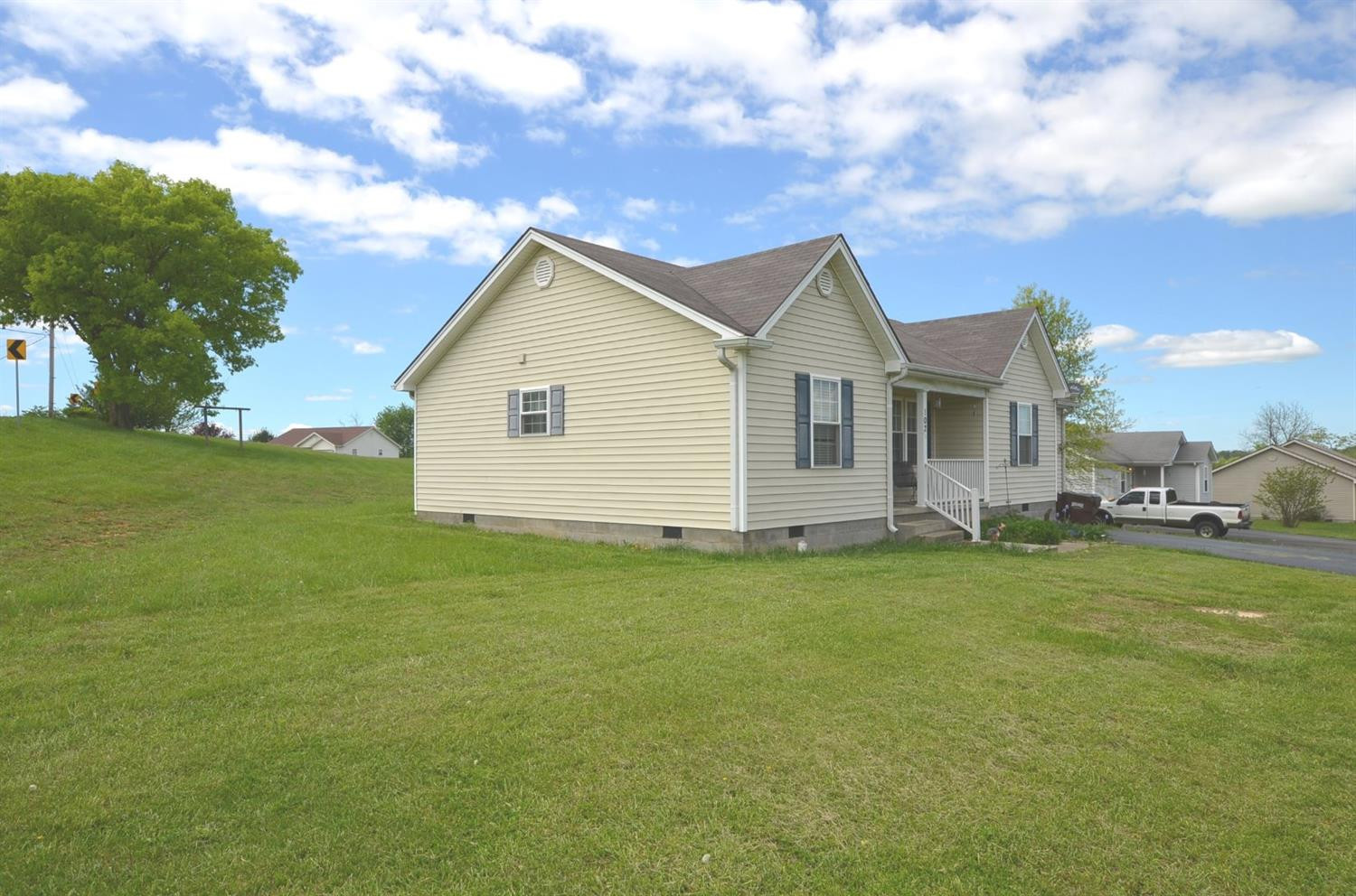 102 Bondville Road Salvisa, KY 40372 - Photo 3 of 13 Photo 3