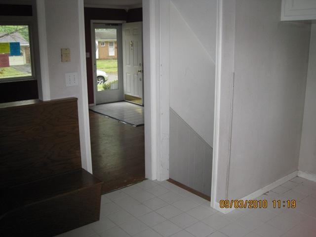 5475 Darcy Road Columbus, OH 43229 - Photo 9 of 18 Gallery Image 9