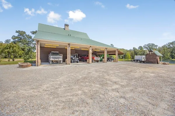 $4,130,000 | 524 Jones White Road, Centreville, MS 39631