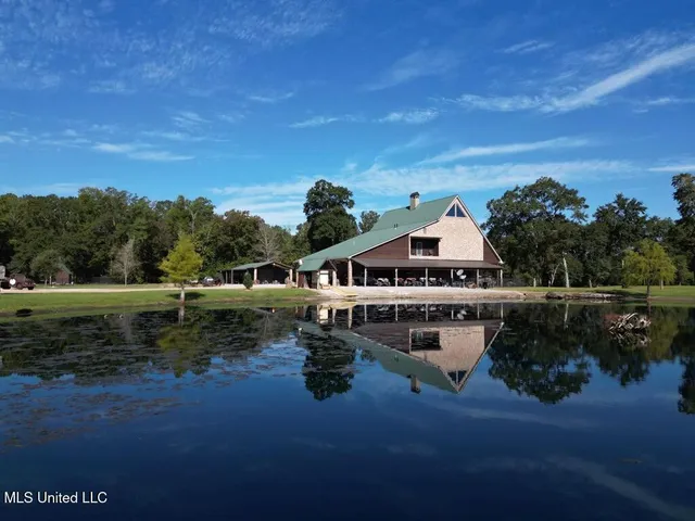 $4,130,000 | 524 Jones White Road, Centreville, MS 39631