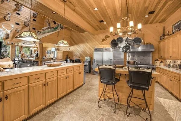 $4,130,000 | 524 Jones White Road, Centreville, MS 39631