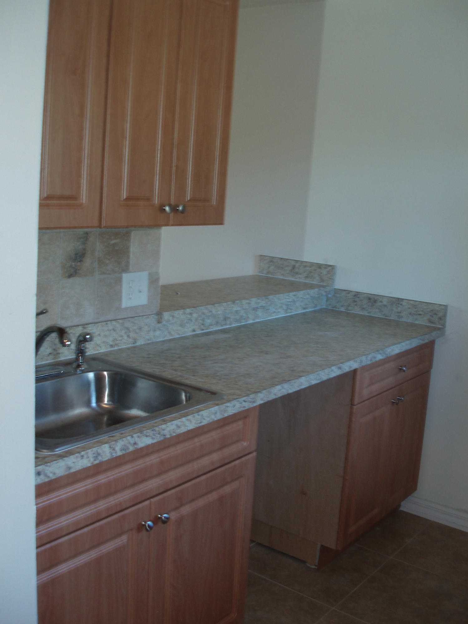 836 Southwest 9th St Circle, Unit 201 Boca Raton, FL 33486 - Photo 2 of 13 P1010009