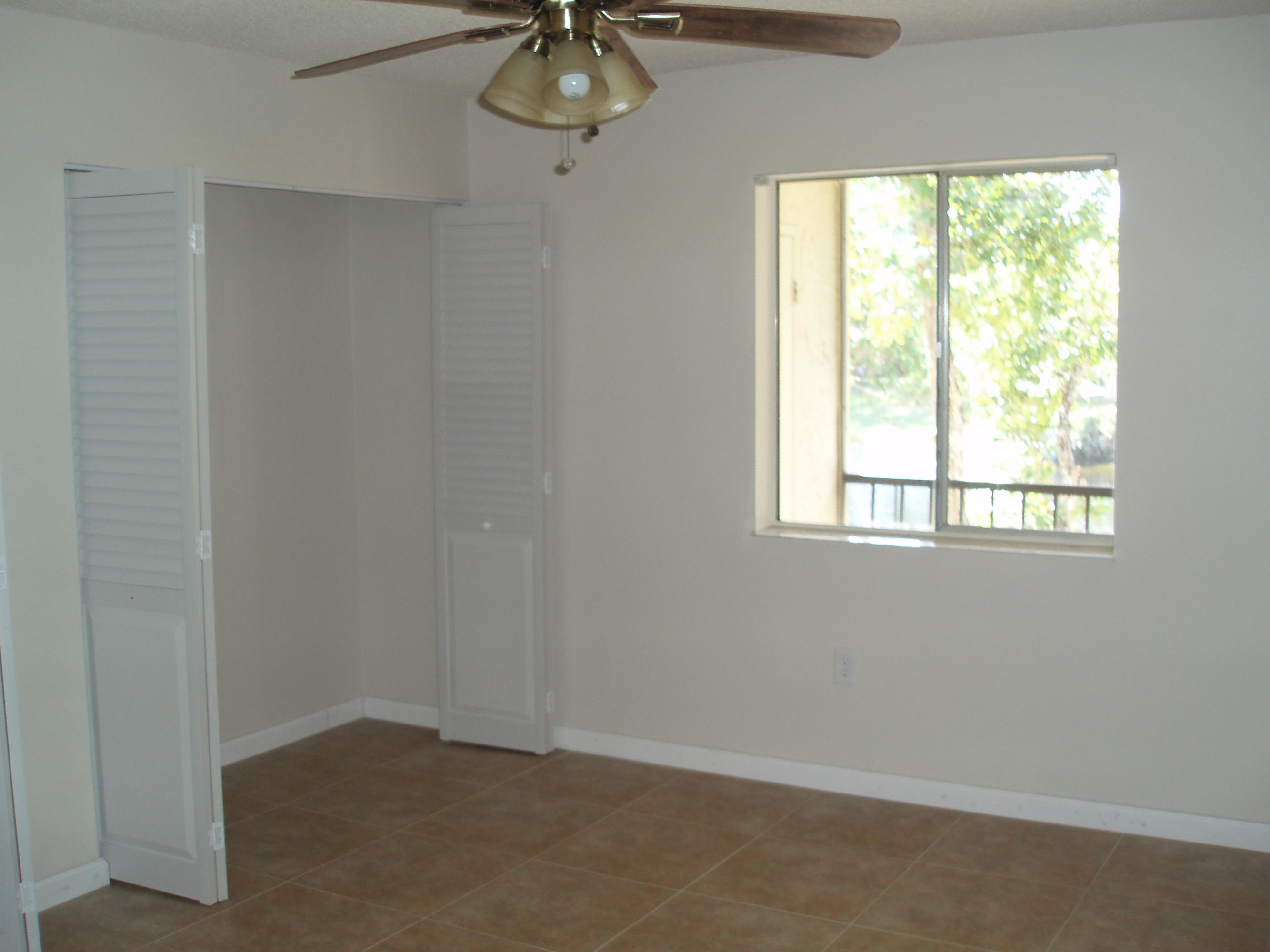 836 Southwest 9th St Circle, Unit 201 Boca Raton, FL 33486 - Photo 5 of 13 P1010012