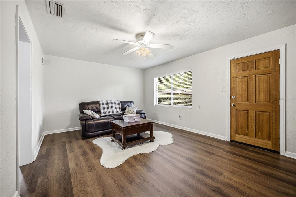24 Northeast 45th Street Gainesville, FL 32641 - Photo 5 of 31