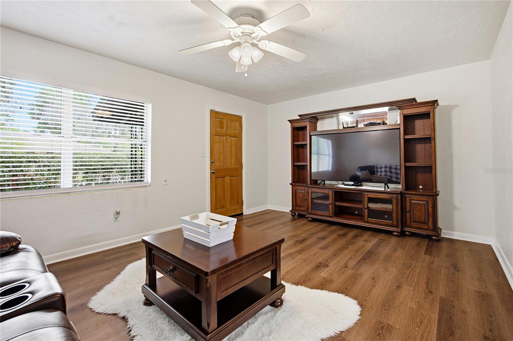 24 Northeast 45th Street Gainesville, FL 32641 - Photo 6 of 31