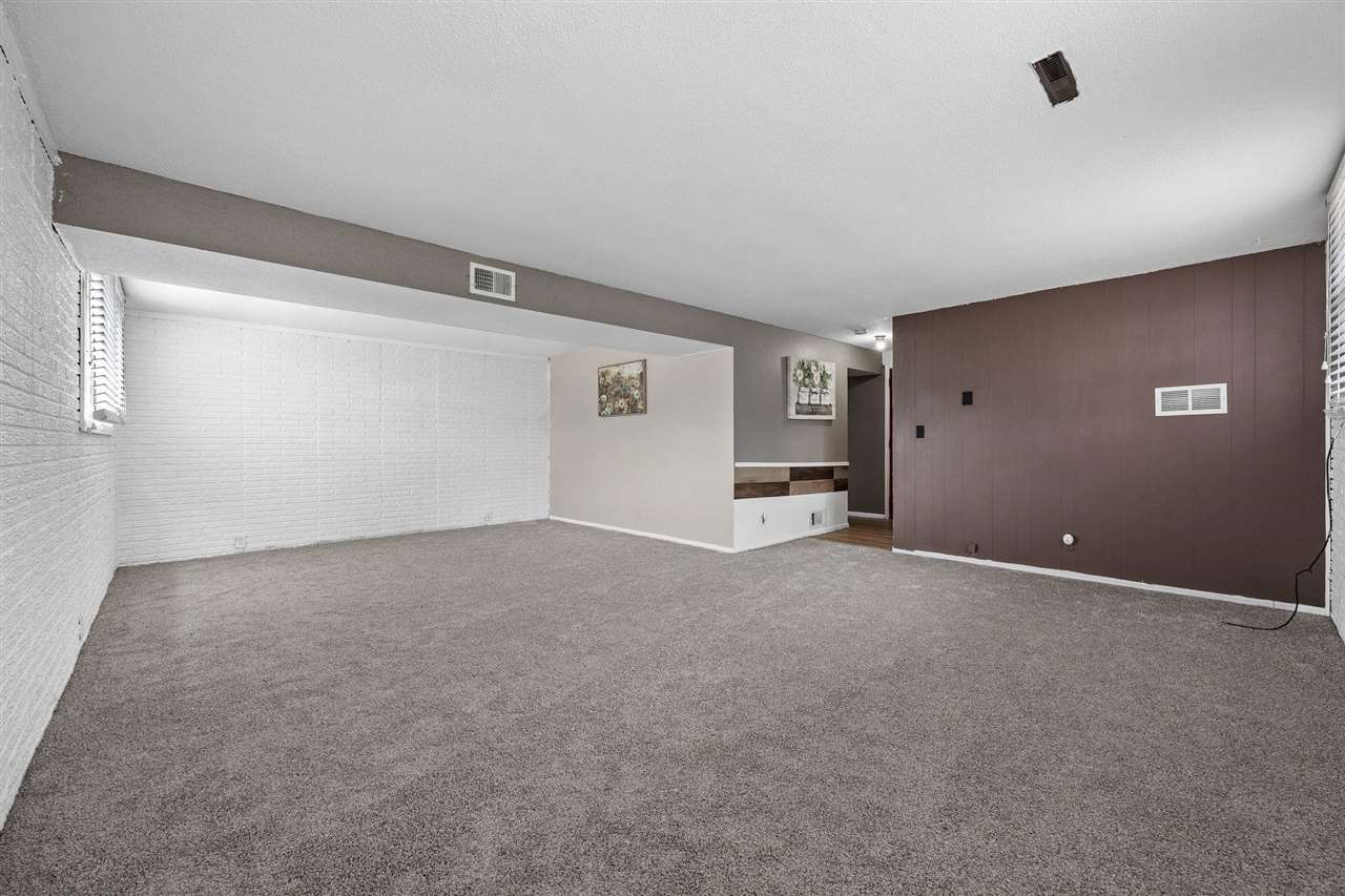 3232 Bramble Road Southwest Cedar Rapids, IA 52404 - Photo 21 of 25 Gallery Image 21