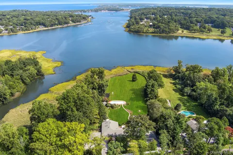 $3,995,000 | 61 Factory Pond Road, Locust Valley, NY 11560