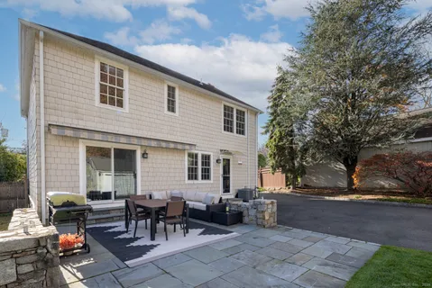 $1,495,000 | 77 Maple Street, Darien, CT 06820