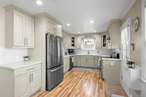 $1,495,000 | 77 Maple Street, Darien, CT 06820