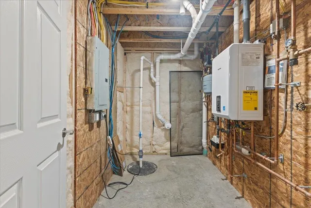 $399,500 | 23 Ferris Street, Unit 102, St. Albans, VT 05478