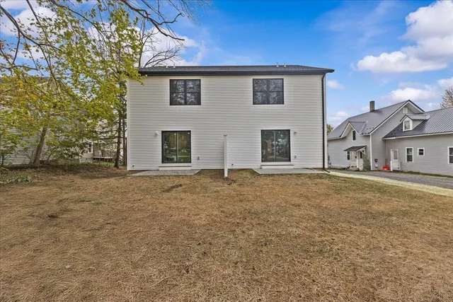 $399,500 | 23 Ferris Street, Unit 102, St. Albans, VT 05478