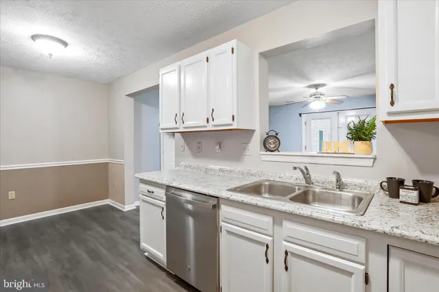 $215,000 | 165 Hailey Lane, Strasburg, VA 22657